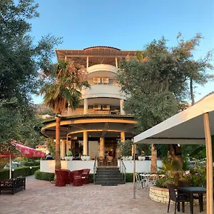 hotellátogatás