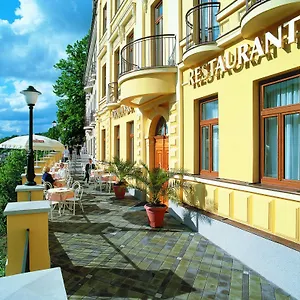 https://jean-de-carro.karlovyvary-hotels.com